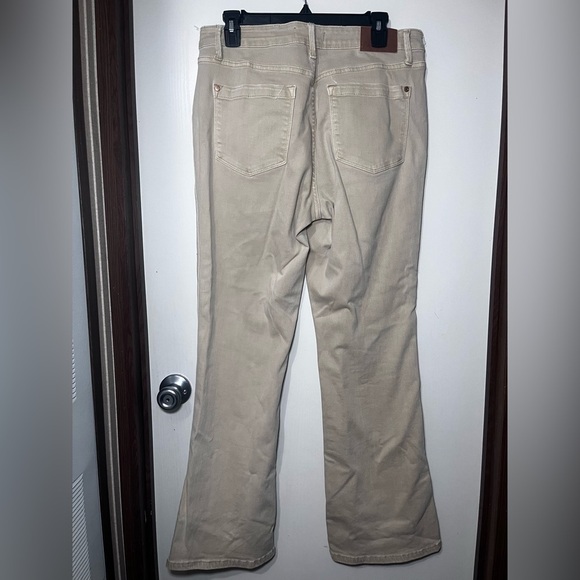 Judy Blue Bootcut Khaki Tan Jeans Stretchy Flare Mid Rise Size 13/31 JB88504 - Picture 3 of 9